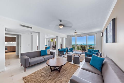 Whitsunday Blue Penthouse with the best views in Airlie Beach Appartement in Airlie Beach