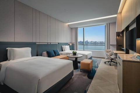 Crowne Plaza Hangzhou Riverside, an IHG Hotel Hotel in Hangzhou