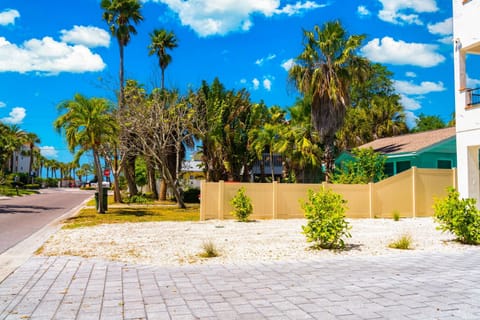 Custom Gulf Coast Gem House in Indian Rocks Beach