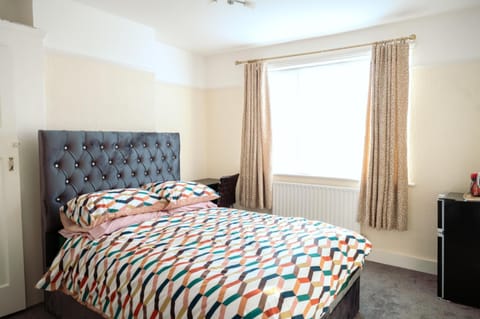 Exclusive 26 room Vacation rental in Barking