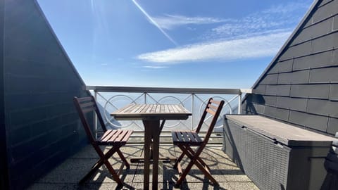 Dining area, Sea view