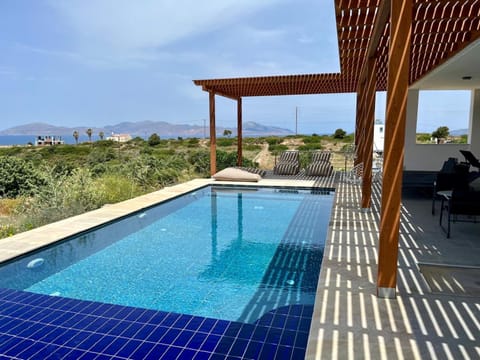 Natural landscape, View (from property/room), Pool view, Sea view, Swimming pool, sunbed