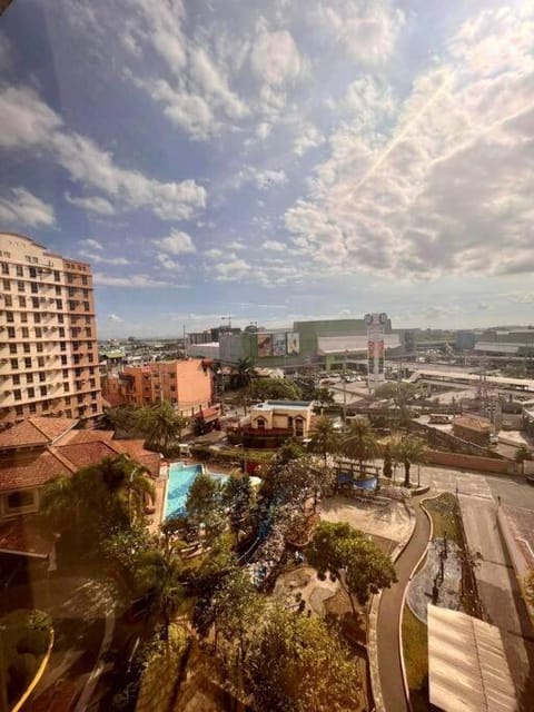 Apartment with a View in Sucat near Airport & SM Condo in Muntinlupa
