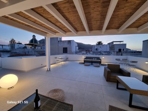 Solarium, Balcony/Terrace, Mountain view