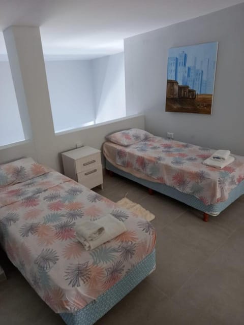 TU REFUGIO 2 - Departamentos en PLENO CENTRO. 2 A 7 PAX Apartment in Santiago del Estero