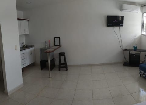 APARTAESTUDIO SENDERO PRIMAVERA 2 Apartment in Neiva