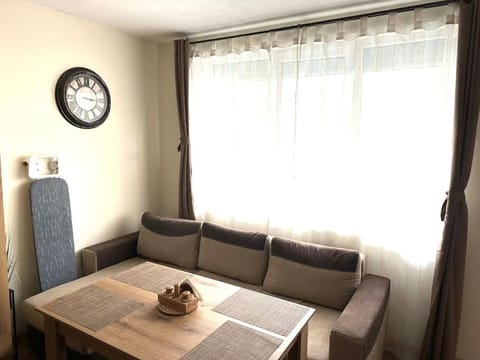 Green Park Apartment - Brand New Studio! Condo in Ruse