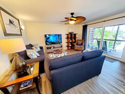 Suite 6 - The Highview House in Manasota Key