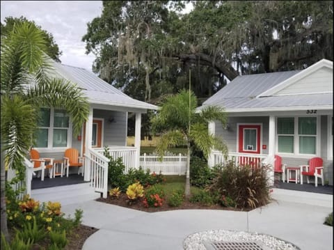 Sunny Side Cottages Apartment in Dunedin