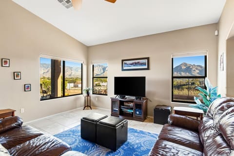 An Artist's Dream House in Oro Valley