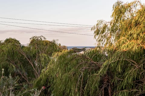 Rooftop Retreat House in Dunsborough