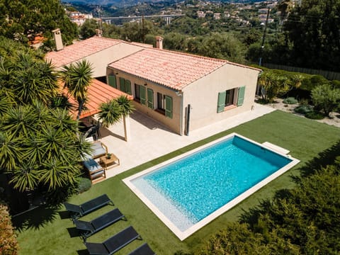 Nice Renting - BELLET - Live A Dream Villa Pool 3 Bedroom Garden Parking Villa in Nice