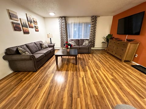 Stay Anchorage! Furnished Two Bedroom Apartments With High Speed WiFi Condominio in Anchorage