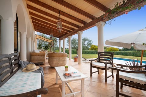 Patio, View (from property/room), Balcony/Terrace, Seating area, Swimming pool