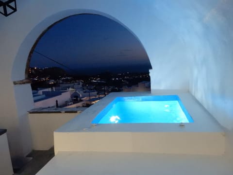 Pyrgos Cave Suites Copropriété in Pyrgos Kallistis