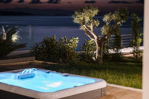 Hot Tub, Garden view, Sea view