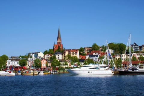 City view, Lake view