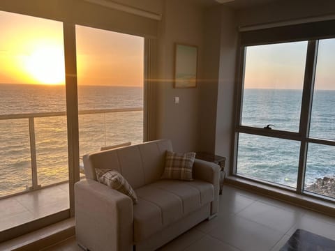 BEACHFRONT PHENOMENAL 2 BeD APARTMENT Apartment in Ras al Khaimah