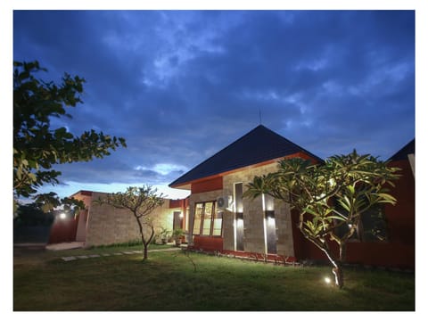 Dawn Light Villa, Sire Villa in Pemenang