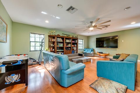 Spacious Tampa Vacation Rental with Pool and Dock Haus in Temple Terrace