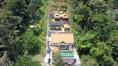 Bukit Kembang Sari Nature lodge in Karangasem Regency