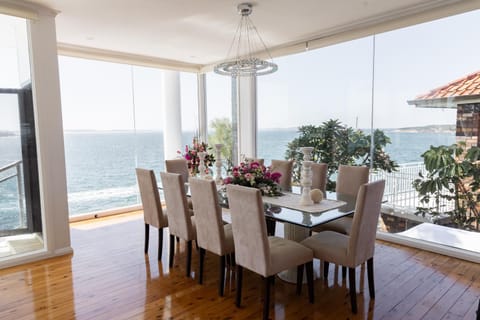 Natural landscape, View (from property/room), Seating area, Dining area, Sea view