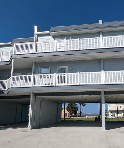 Bay Tree D78 House in Port Aransas