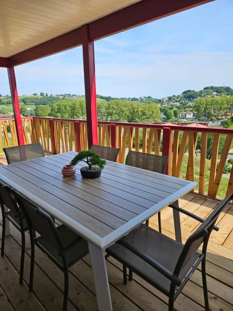 Patio, Day, View (from property/room), Balcony/Terrace, Dining area