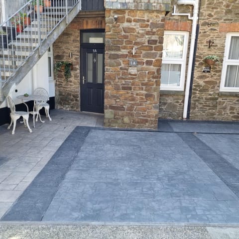 Lynton old town, Central ground floor 1 bed apart. Apartment in Saint Vincent