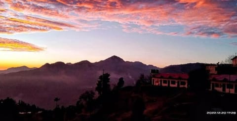 Day, Natural landscape, Mountain view, Sunset