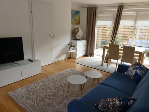 Top-2 Zimmer Ferienwohnung in Salzburg mit Terrasse Apartment in Salzburg