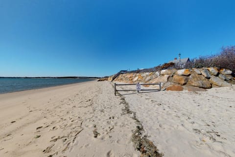 Secluded Cape Ranch House in West Yarmouth