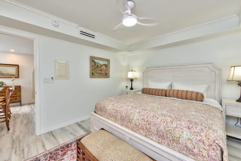 Bed, Other, Photo of the whole room, Seating area, Bedroom, air conditioner