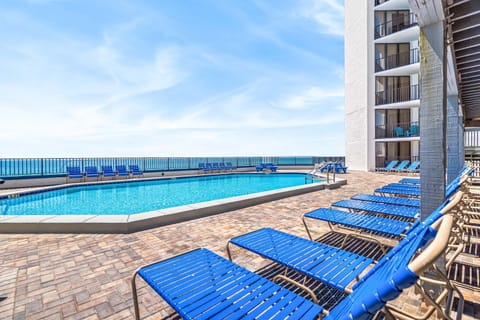 AquaVista Beach Resort by Sand Seeker Vacations Apartment in Panama City Beach