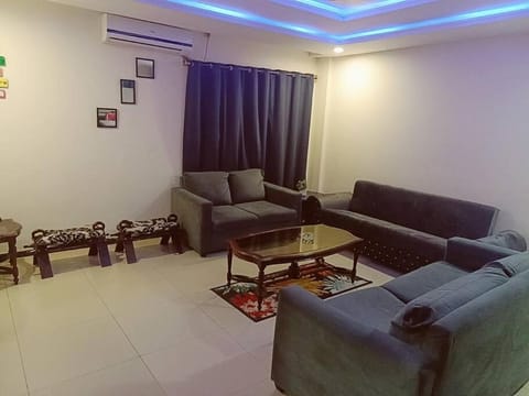 Classy Luxurious Appartment Apartment in Islamabad