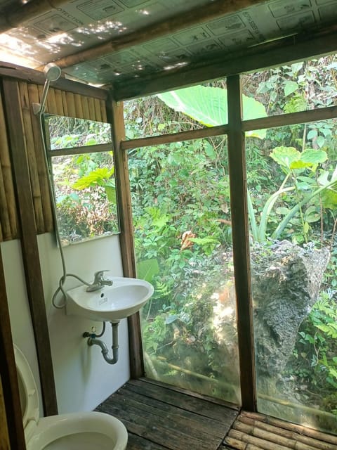 Natural landscape, Bathroom