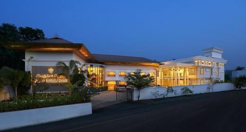 Eloor Tourist Home Hotel in Kochi