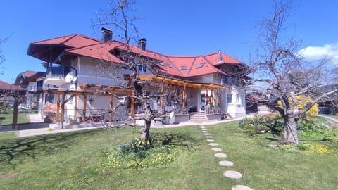Ferienhaus Karoline Eigentumswohnung in Villach