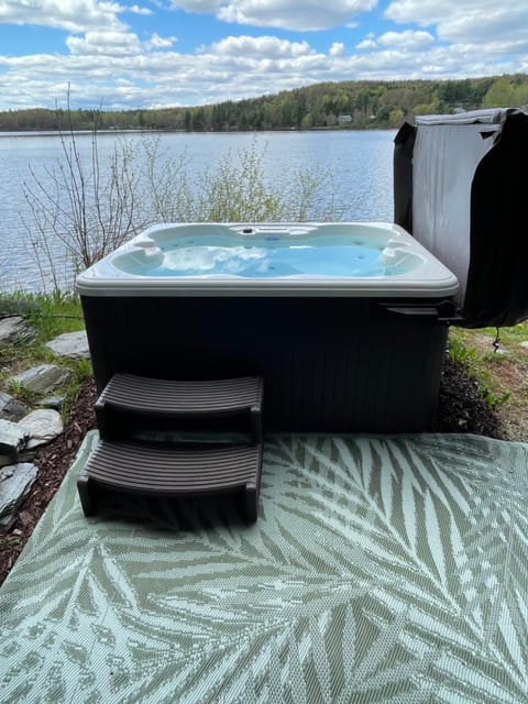 Natural landscape, Hot Tub