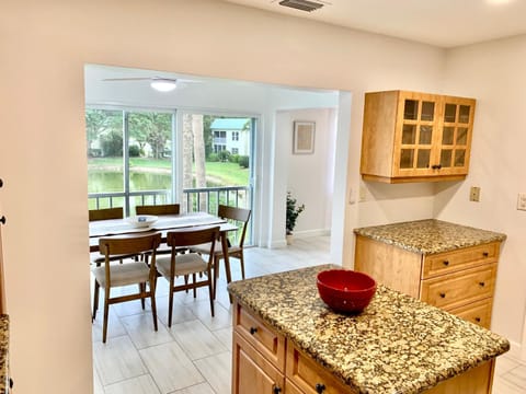 Newly remodeled 2br, 2ba condo in Naples Bath and Tennis Condo in Naples