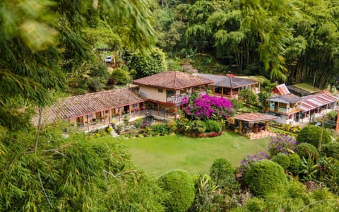 Parque Bioflora Farm Stay in Dosquebradas