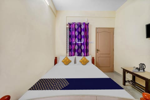 OYO Hotel Sri Thirumala Lodge Hotel in Bengaluru