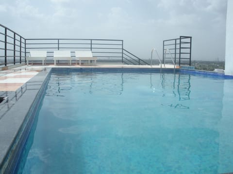 Pool view, Swimming pool