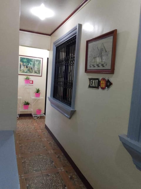 Roseville Home Stay and Tour Agency Tabaco City Urlaubsunterkunft in Bicol