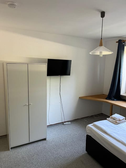 2-Zimmer Monteurwohnung mit großem Balkon Apartment in Kiel