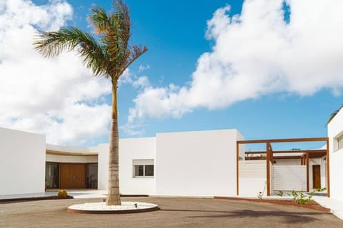 Rampuan House an extraordinary 7-bedroom in Fuerteventura Villa in Lajares