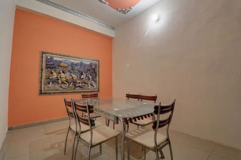OYO Flagship 81169 Sai Guest House Hotel in Lucknow