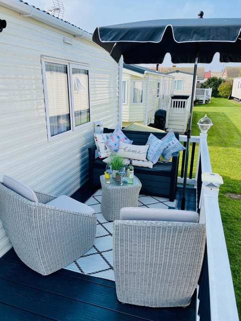 Crandley Manor Lodge Campground/ 
RV Resort in Whitstable