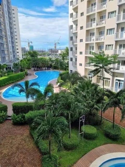 SM Southmall condo 2br unit with mall view Eigentumswohnung in Las Pinas