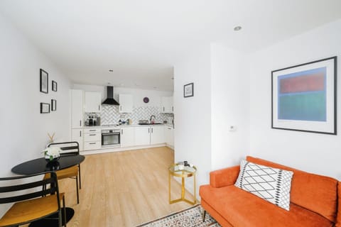 Cozy 1bedroom flat in Romford Condo in Romford